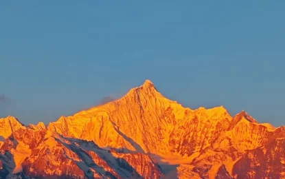 香格里拉梅里雪山景點：日照金山，遇見雪域萬年聖境